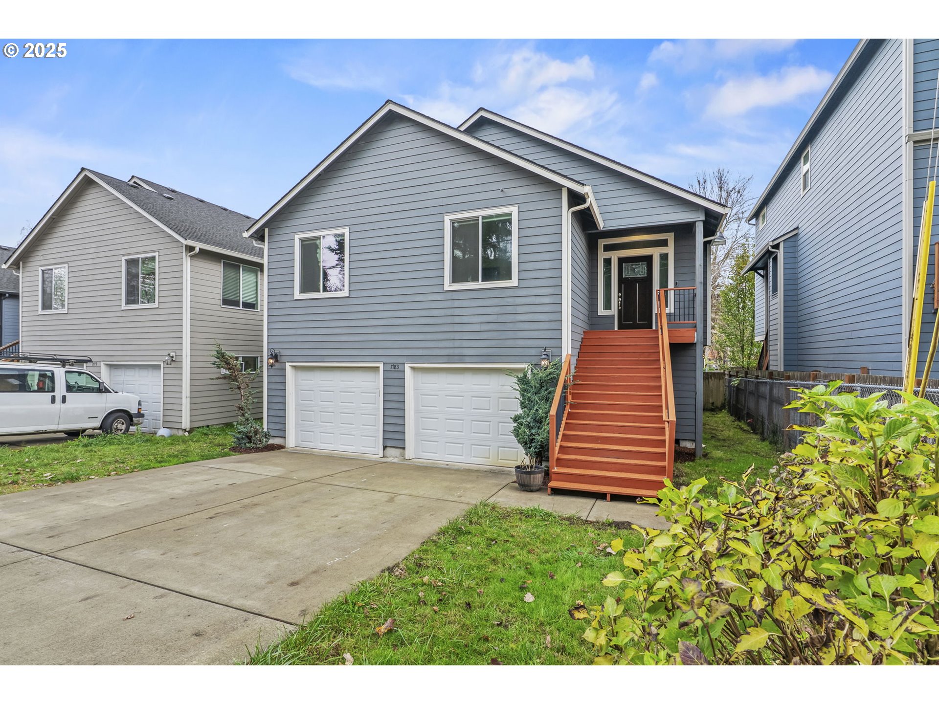 1783 Lewis River Road Woodland, WA 98674 - Photo 32 of 32 a front view of a house with a garden