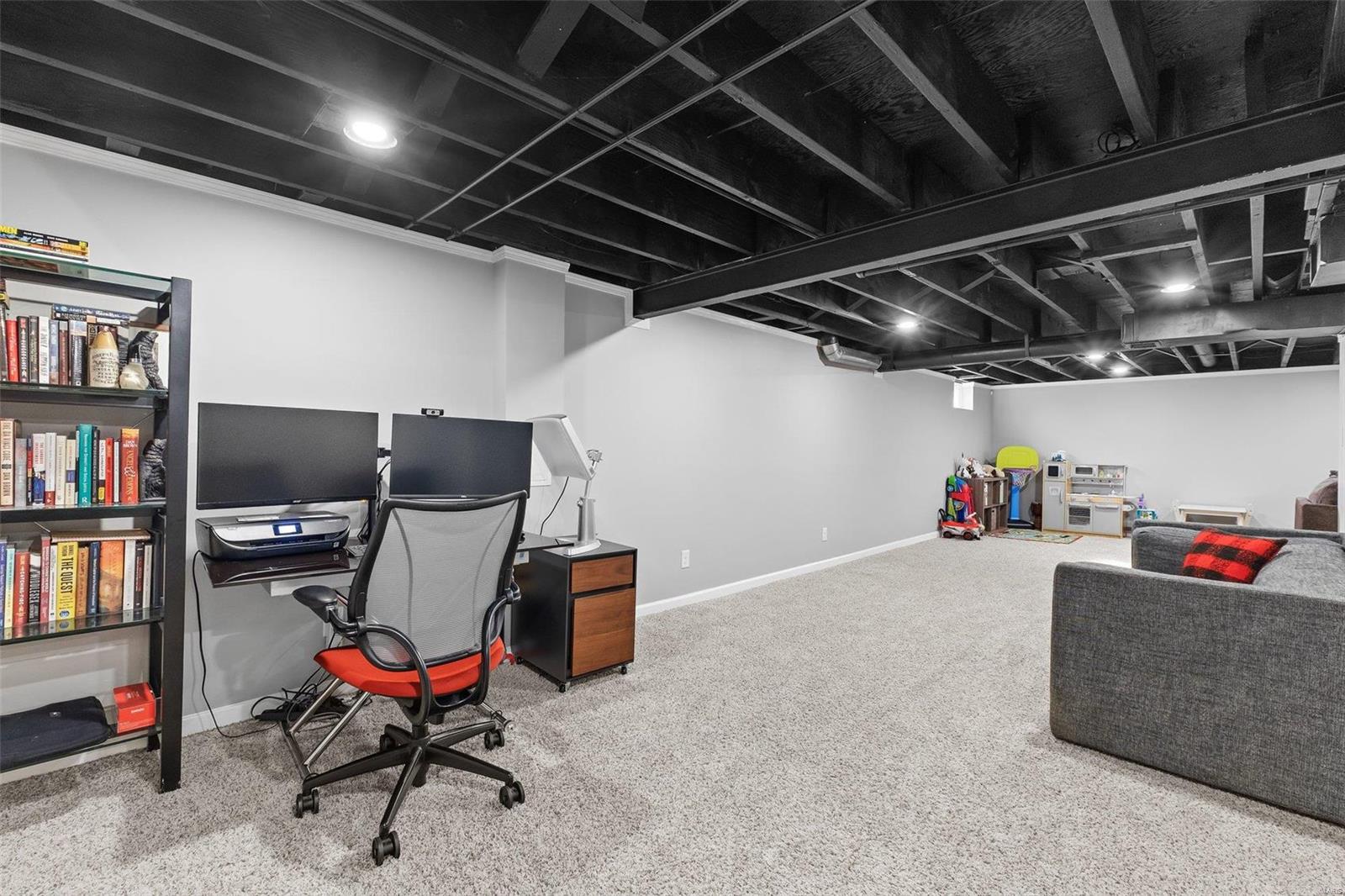 9221 Litzsinger Road St. Louis, MO 63144 - Photo 29 of 43 Gallery Image 29