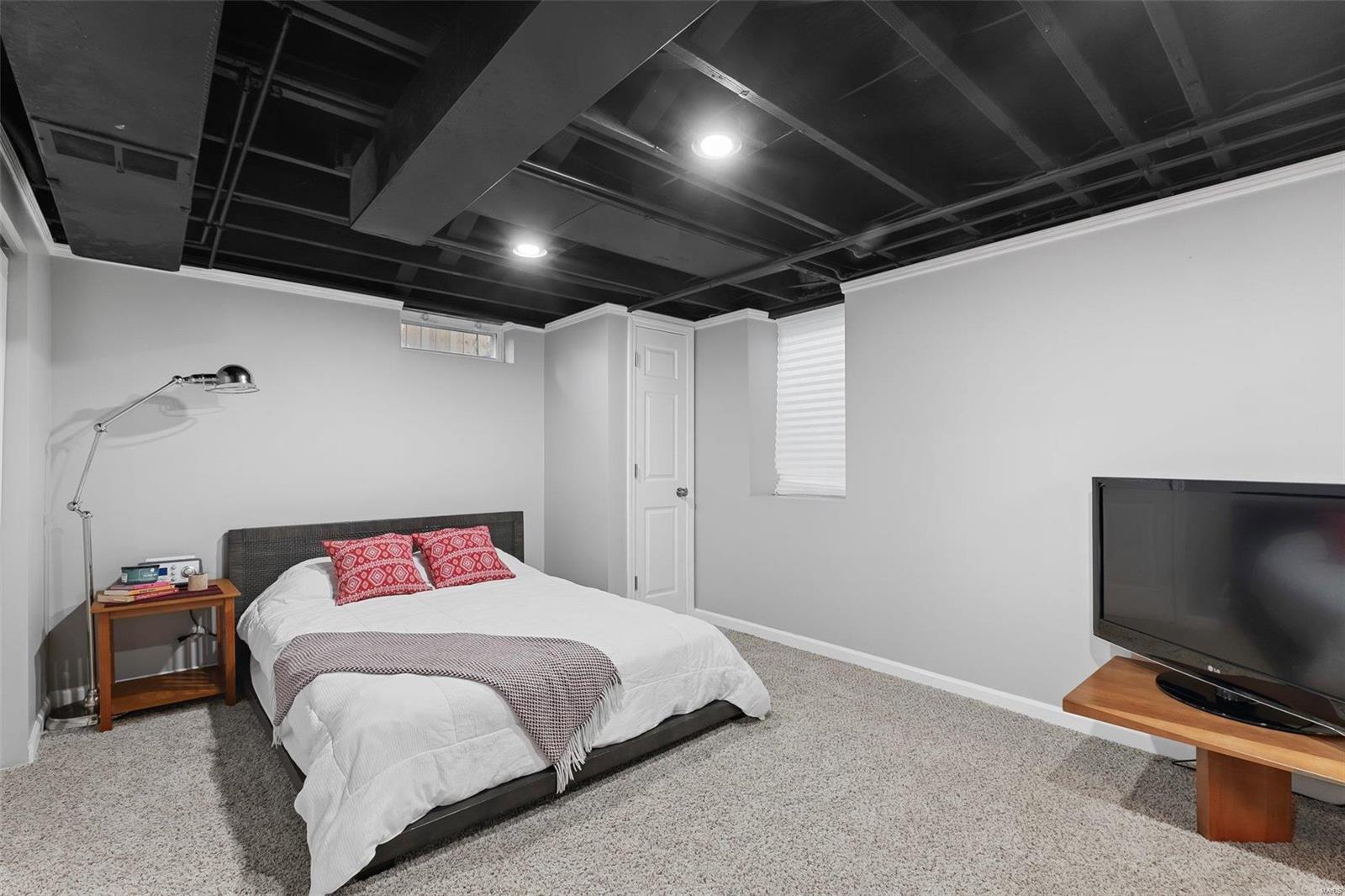 9221 Litzsinger Road St. Louis, MO 63144 - Photo 35 of 43 Gallery Image 35