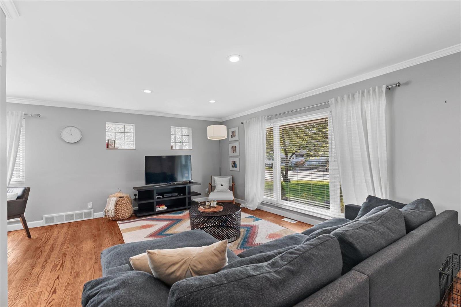 9221 Litzsinger Road St. Louis, MO 63144 - Photo 5 of 43 Gallery Image 5