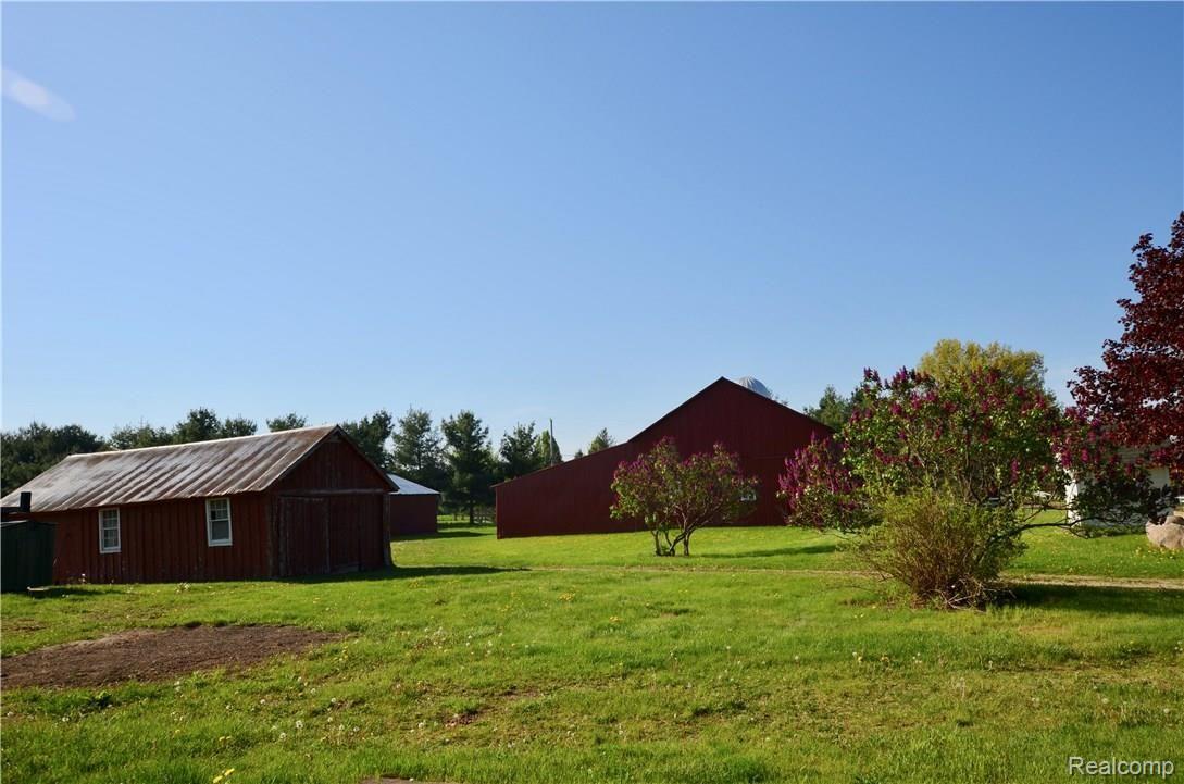 13327 Fagan Road Holly, MI 48442 - Photo 31 of 37 fullsizeoutput_1e7b.jpeg