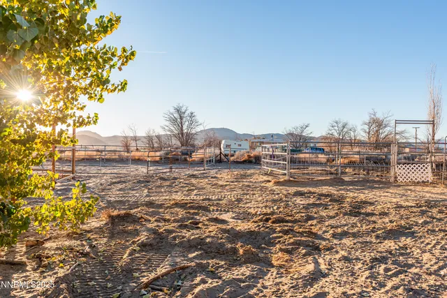 $420,000 | 2595 4th Street, Silver Springs, NV 89429