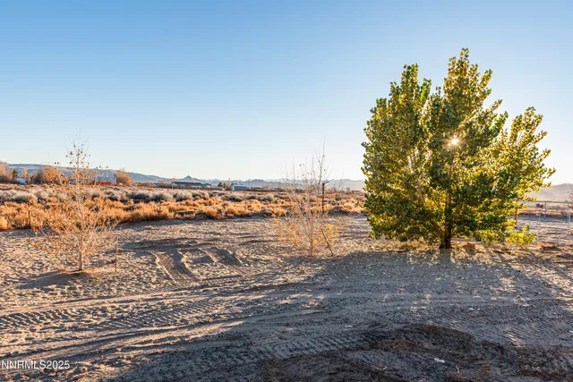 $420,000 | 2595 4th Street, Silver Springs, NV 89429