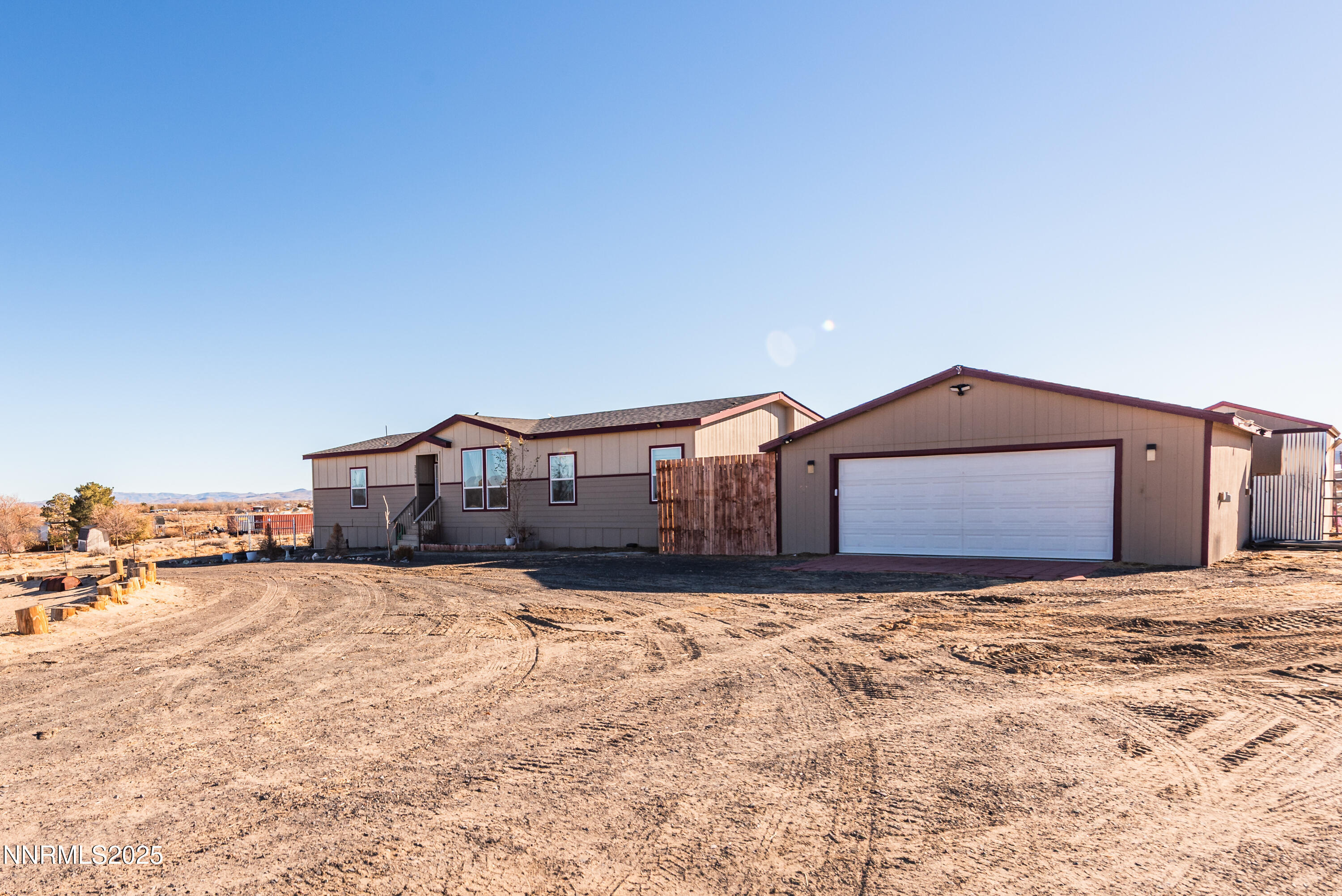 2595 4th Street Silver Springs, NV 89429 - Photo 7 of 54 a house view with a outdoor space