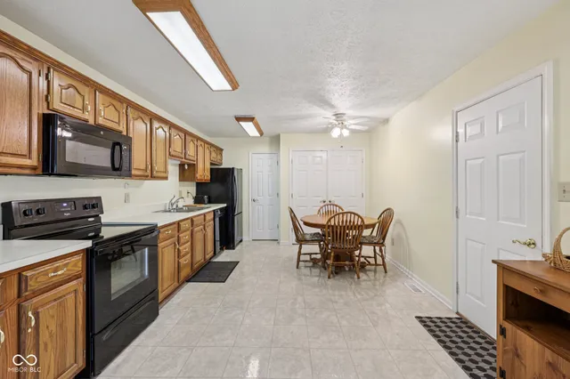 $237,500 | 251 Andrews Boulevard, Plainfield, IN 46168