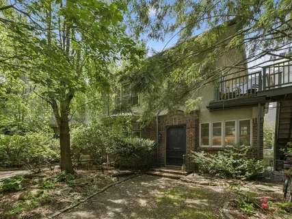 $835,000 | 3 Chauncy Terrace, Unit 3, Cambridge, MA 02138