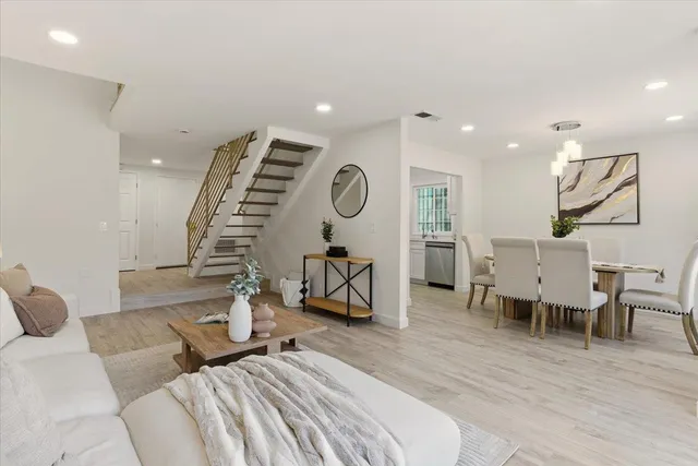 $1,549,000 | 1010 Polk Lane, San Jose, CA 95117