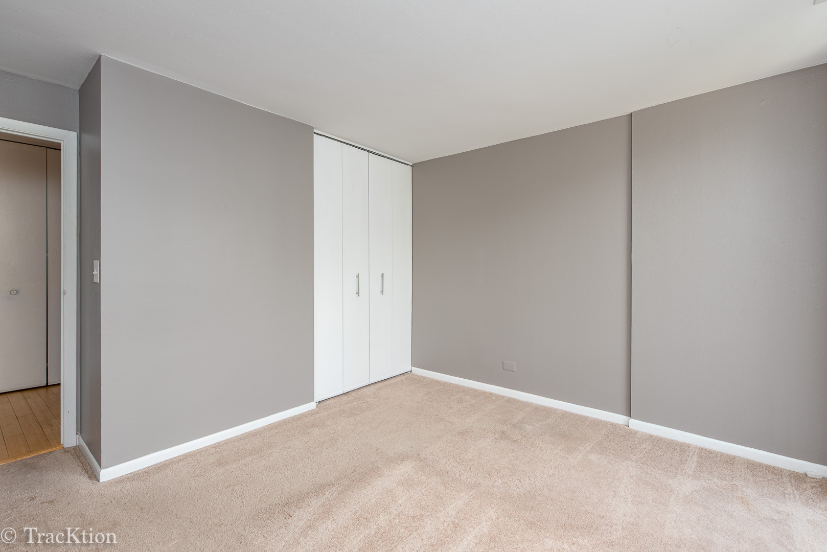 1833 Four Lakes Avenue, Unit 4H Lisle, IL 60532 - Photo 10 of 11