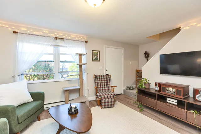 $275,000 | 147 Beech Street, Manchester, NH 03103