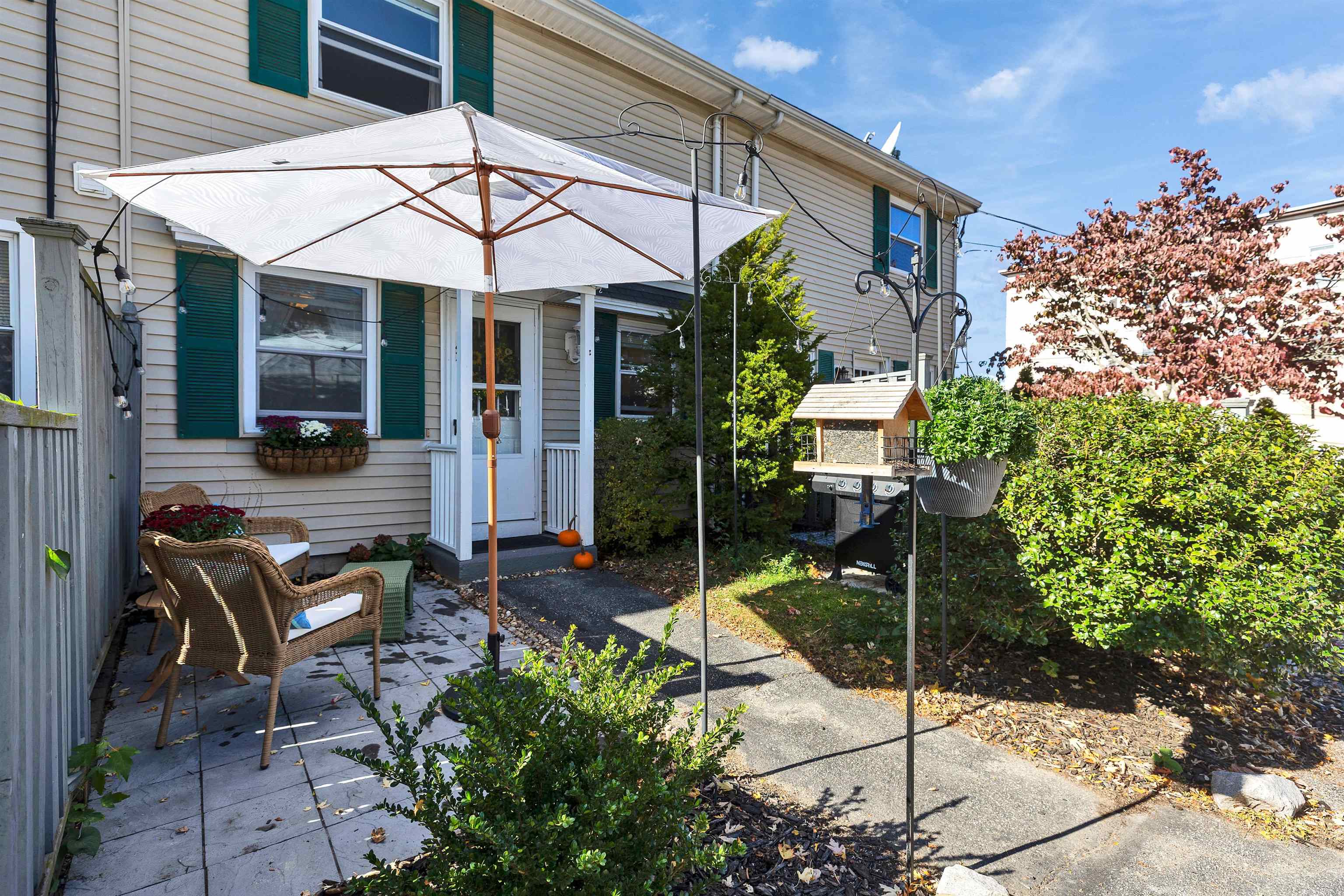 147 Beech Street Manchester, NH 03103 - Photo 22 of 26