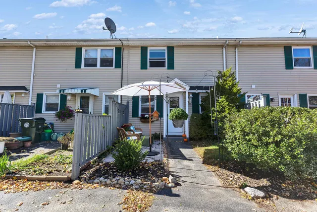 $275,000 | 147 Beech Street, Manchester, NH 03103