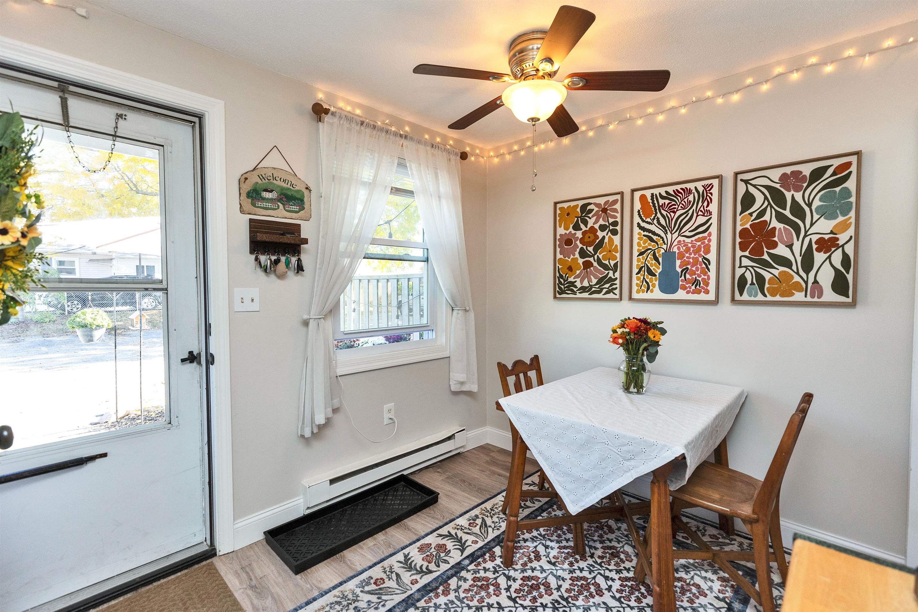 147 Beech Street Manchester, NH 03103 - Photo 4 of 26