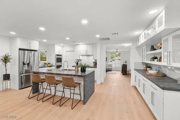 $4,000 | 1621 Franklin Avenue, Las Vegas, NV 89104