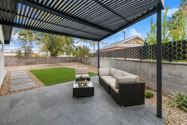 $4,000 | 1621 Franklin Avenue, Las Vegas, NV 89104