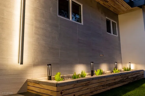 $4,000 | 1621 Franklin Avenue, Las Vegas, NV 89104