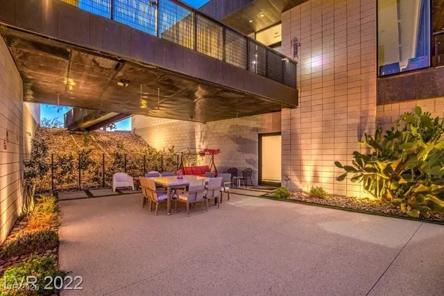 $7,000,000 | 9 Hawk Ridge Drive, Las Vegas, NV 89135
