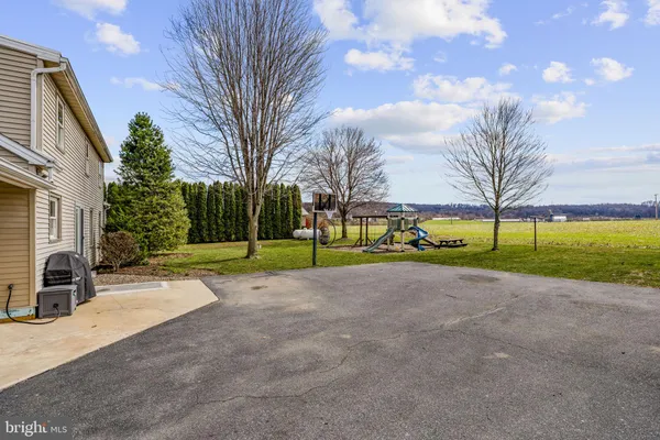 $250,000 | 330 South Reamstown Road, Ephrata, PA 17522