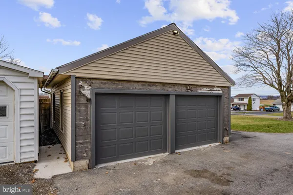 $250,000 | 330 South Reamstown Road, Ephrata, PA 17522