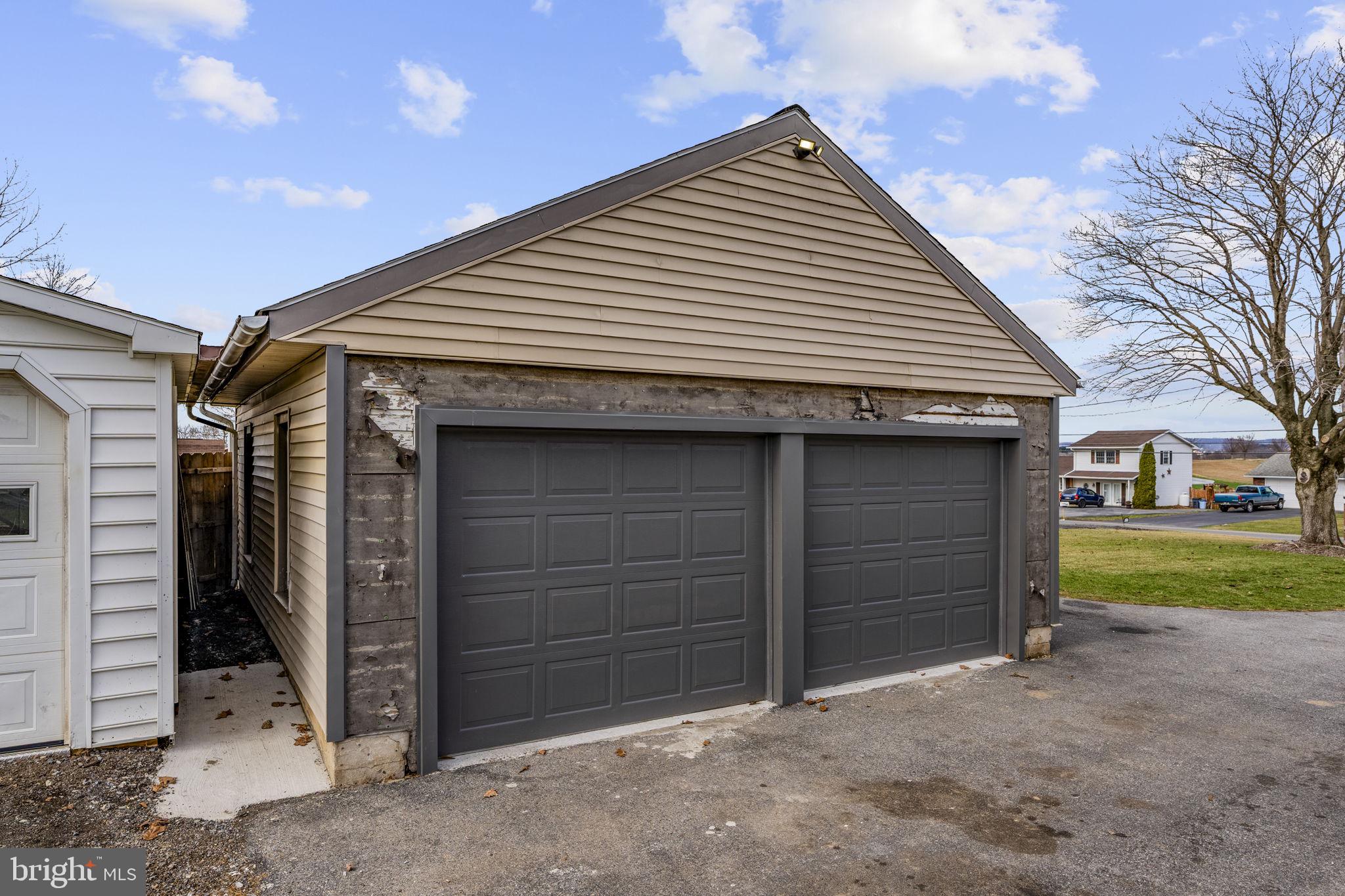 330 South Reamstown Road Ephrata, PA 17522 - Photo 13 of 58