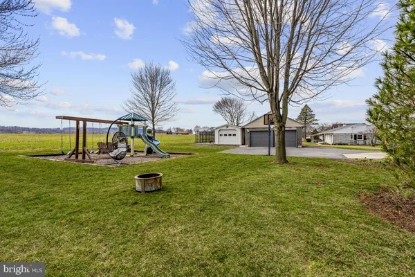 $250,000 | 330 South Reamstown Road, Ephrata, PA 17522