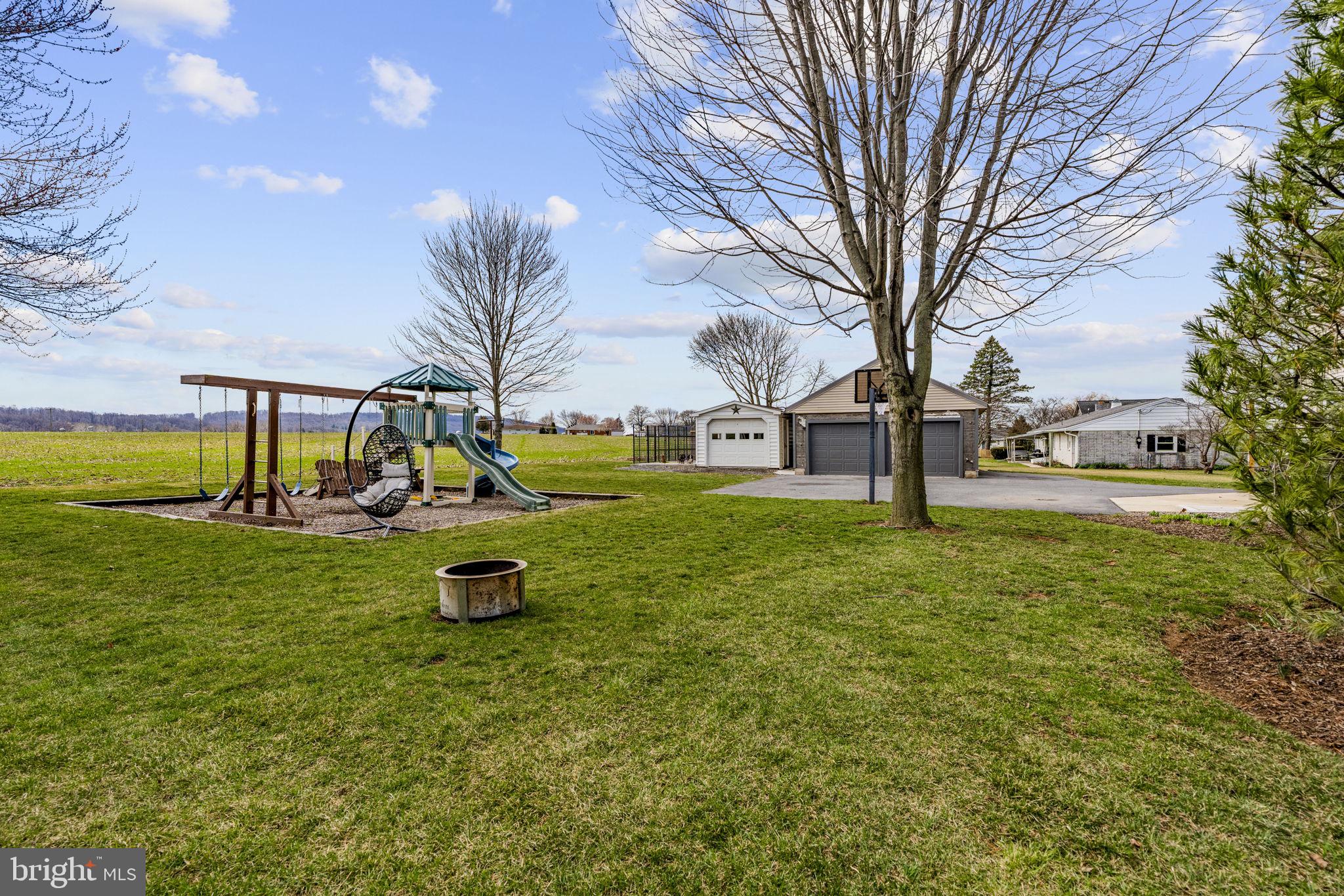 330 South Reamstown Road Ephrata, PA 17522 - Photo 17 of 58