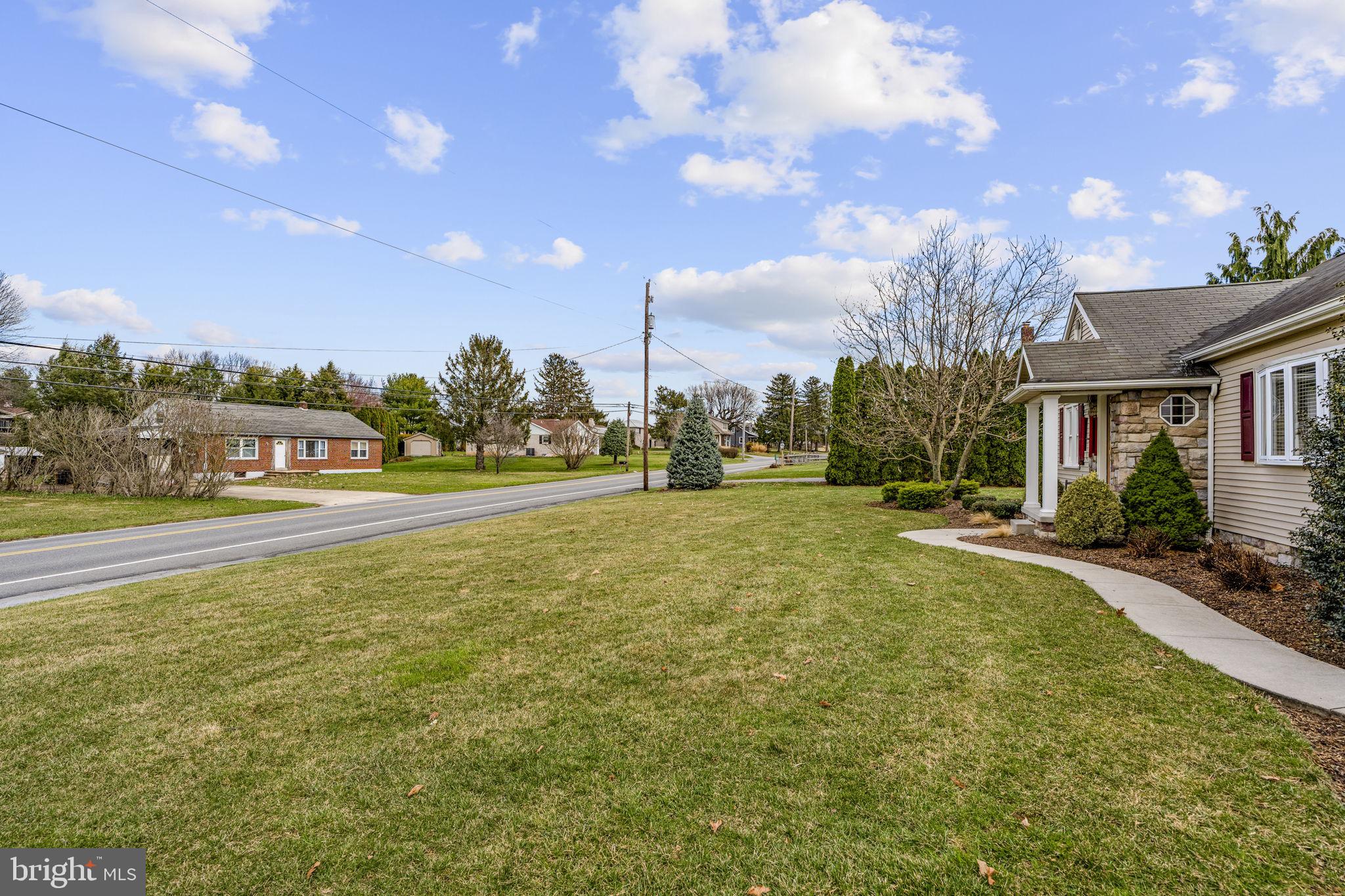 330 South Reamstown Road Ephrata, PA 17522 - Photo 19 of 58