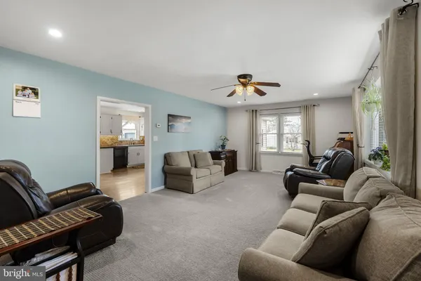 $250,000 | 330 South Reamstown Road, Ephrata, PA 17522