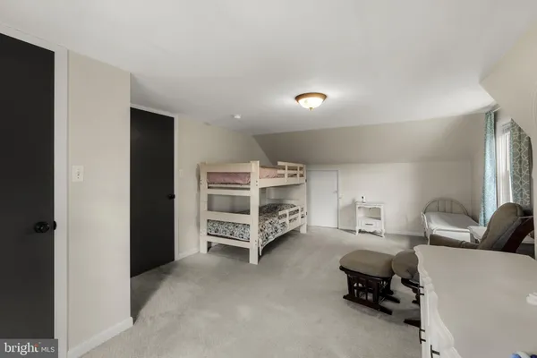$250,000 | 330 South Reamstown Road, Ephrata, PA 17522