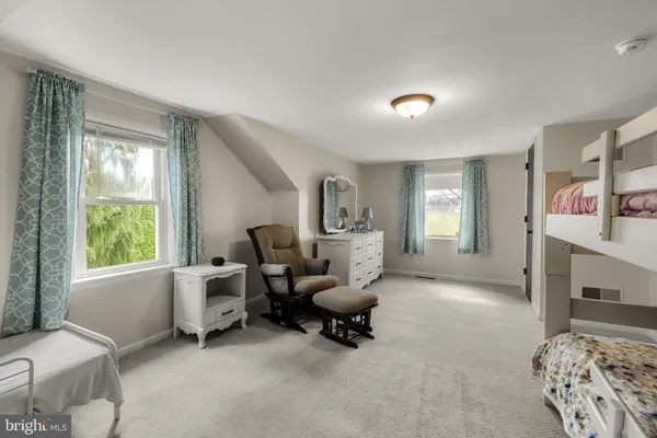 $250,000 | 330 South Reamstown Road, Ephrata, PA 17522