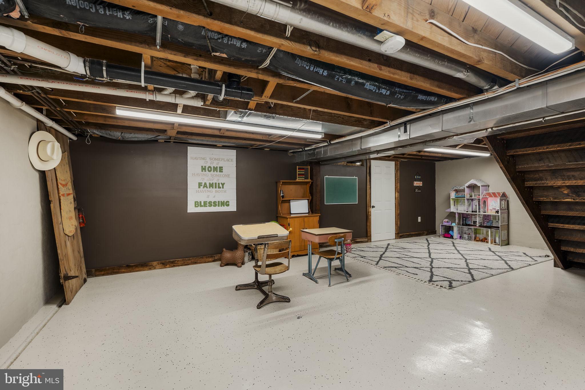 330 South Reamstown Road Ephrata, PA 17522 - Photo 47 of 58