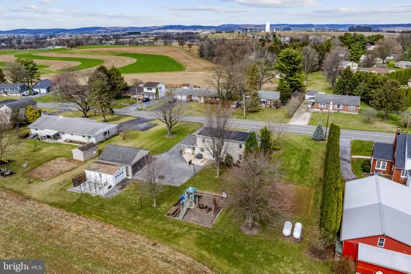 $250,000 | 330 South Reamstown Road, Ephrata, PA 17522
