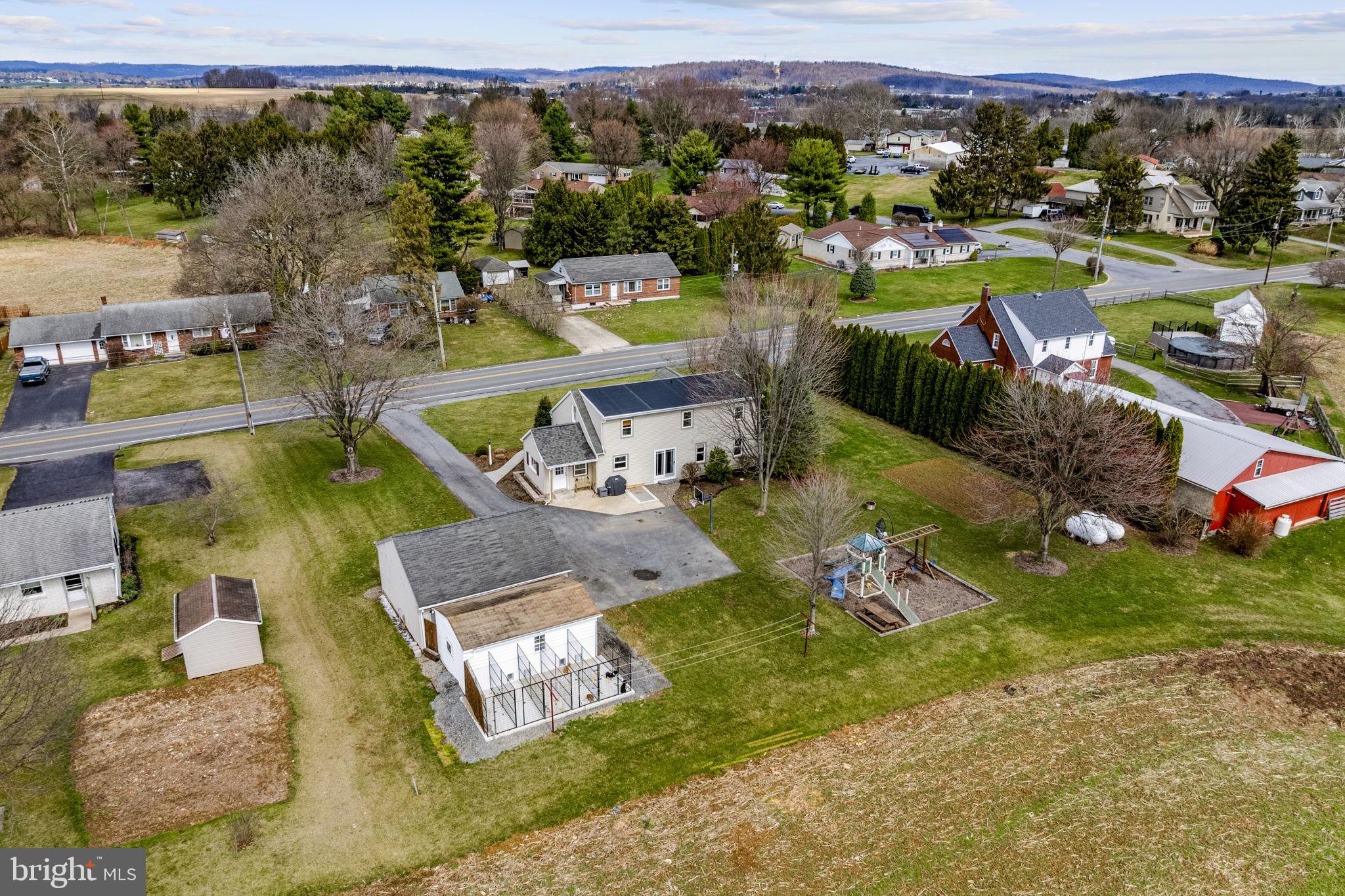 330 South Reamstown Road Ephrata, PA 17522 - Photo 6 of 58