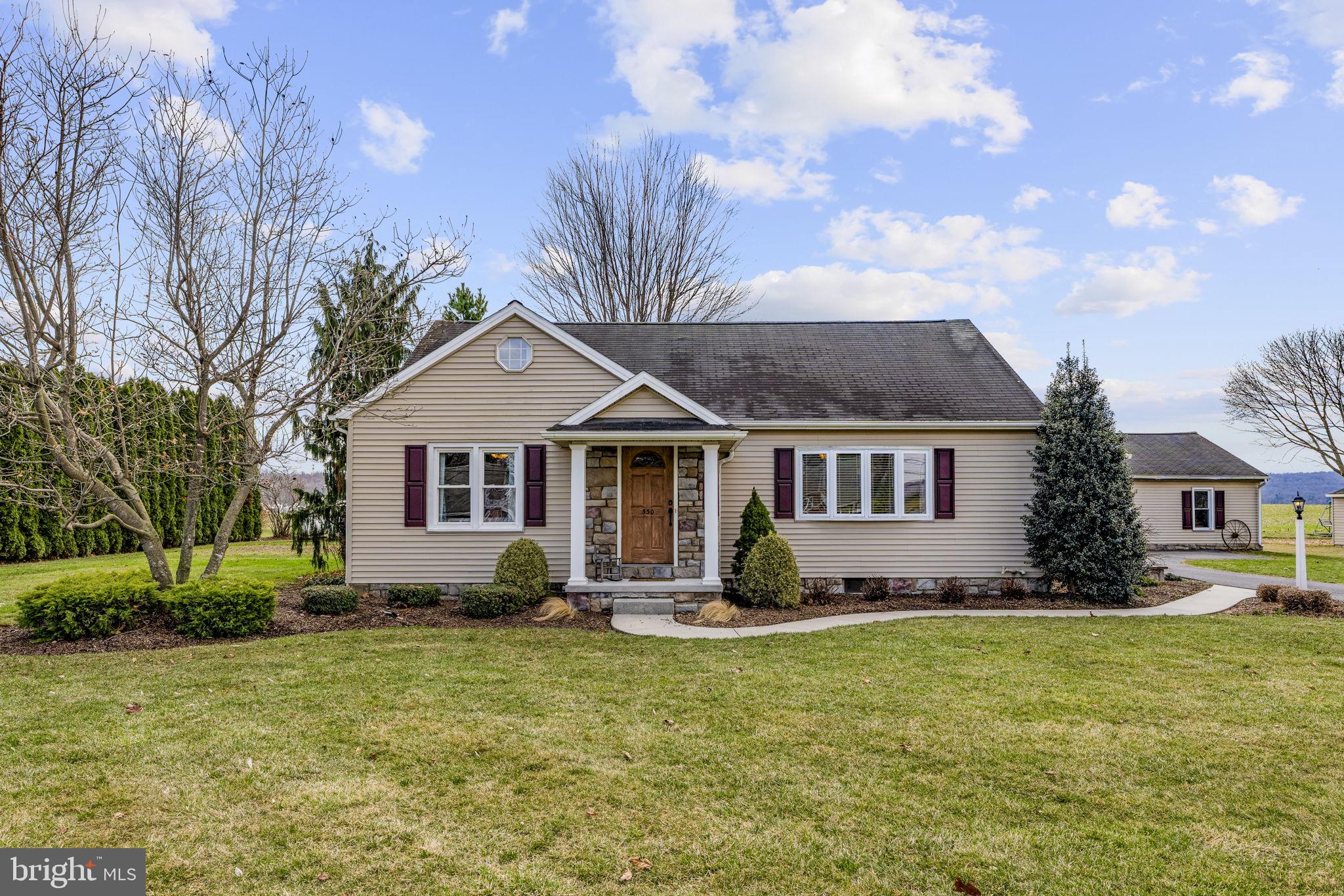 330 South Reamstown Road Ephrata, PA 17522 - Photo 7 of 58