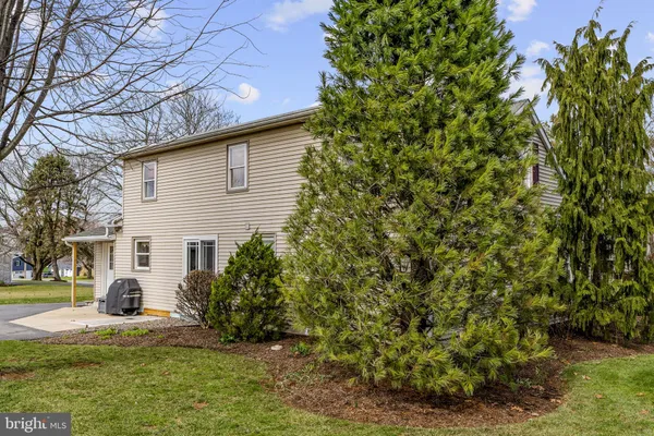 $250,000 | 330 South Reamstown Road, Ephrata, PA 17522