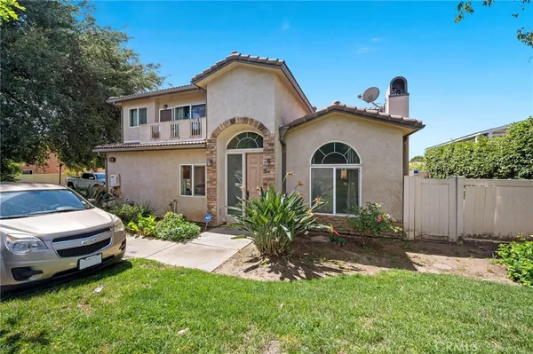 $919,000 | 14661 Oak Road, Sylmar, CA 91342