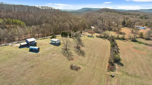 $400,000 | 3382 Back Valley Road, Trenton, GA 30752