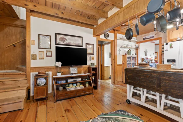 $400,000 | 3382 Back Valley Road, Trenton, GA 30752