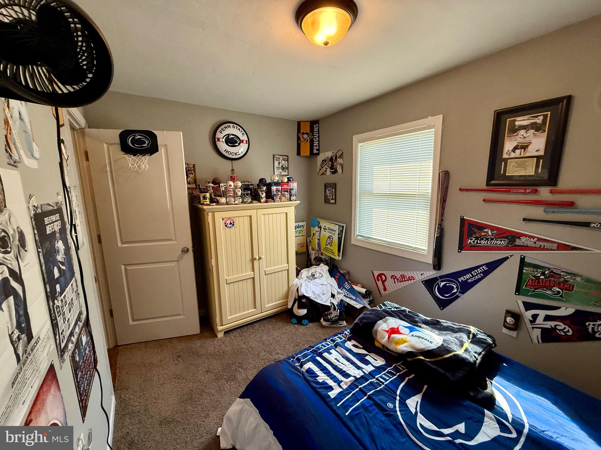 2856 West Canal Road Dover, PA 17315 - Photo 10 of 20 a room with furniture and window