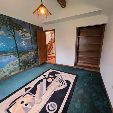 $575,000 | 30129 Deer Run, Farmington Hills, MI 48331