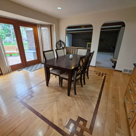 $575,000 | 30129 Deer Run, Farmington Hills, MI 48331