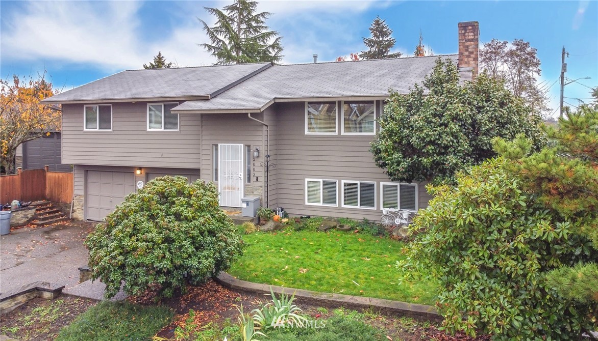 2003 Northeast 16th Street Renton, WA 98056 - Photo 1 of 35