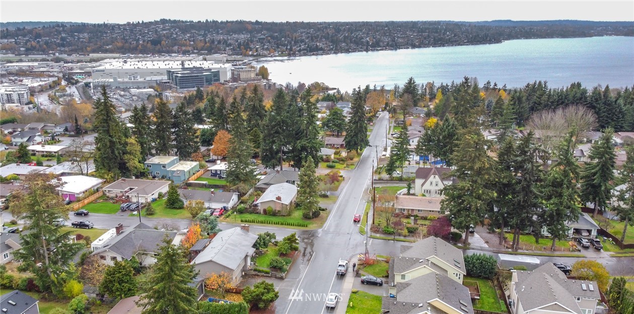 2003 Northeast 16th Street Renton, WA 98056 - Photo 31 of 35