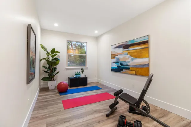 a view of a backyard with green space