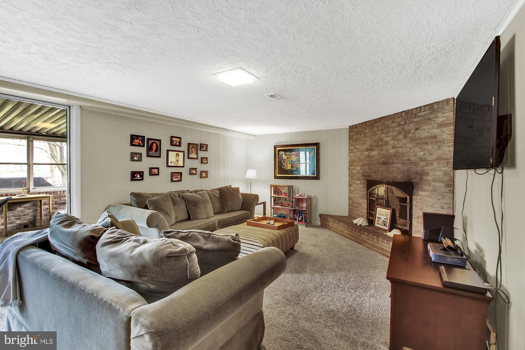 1860 Lilac Road York, PA 17408 - Photo 19 of 25