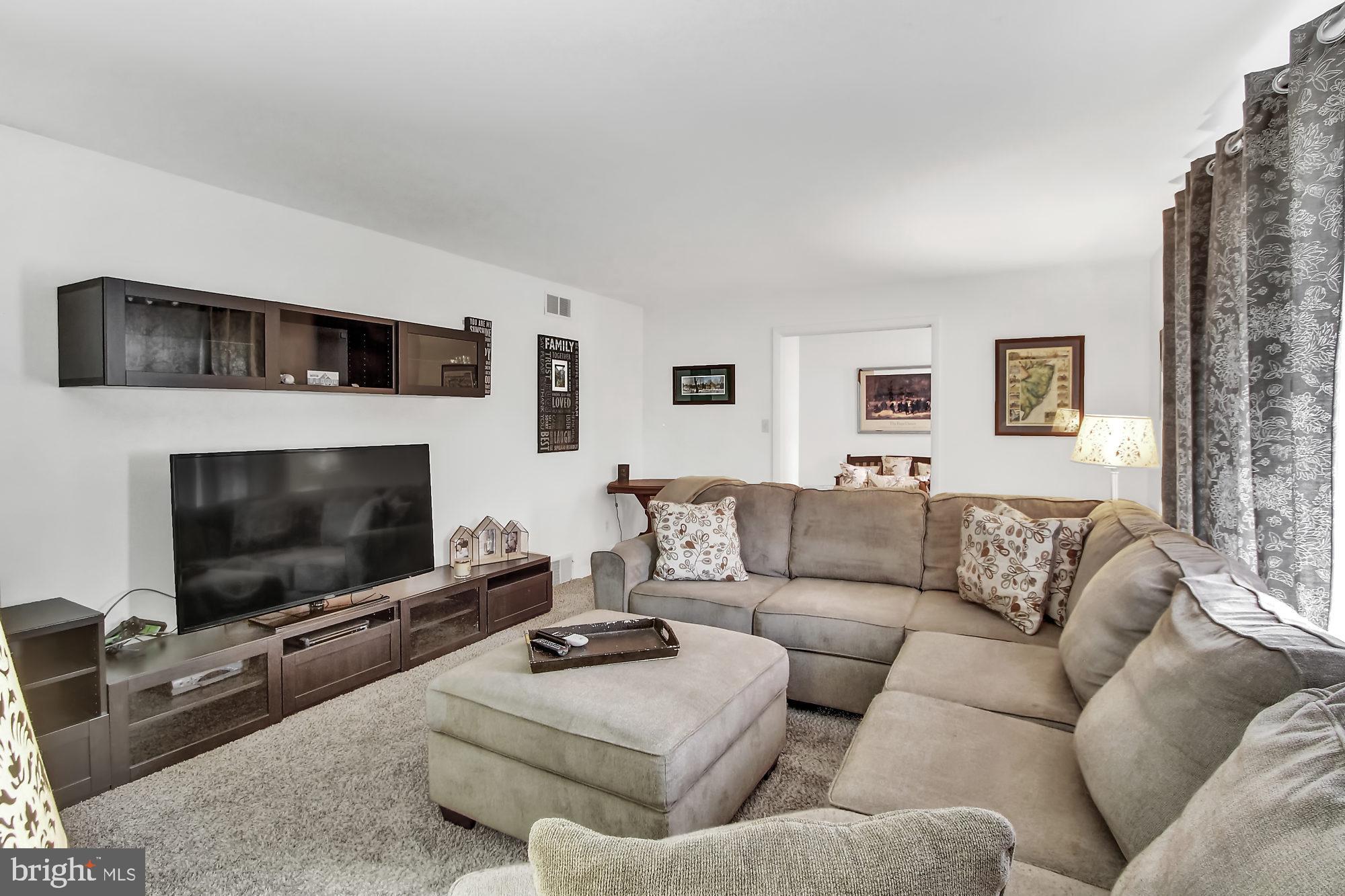 1860 Lilac Road York, PA 17408 - Photo 10 of 25