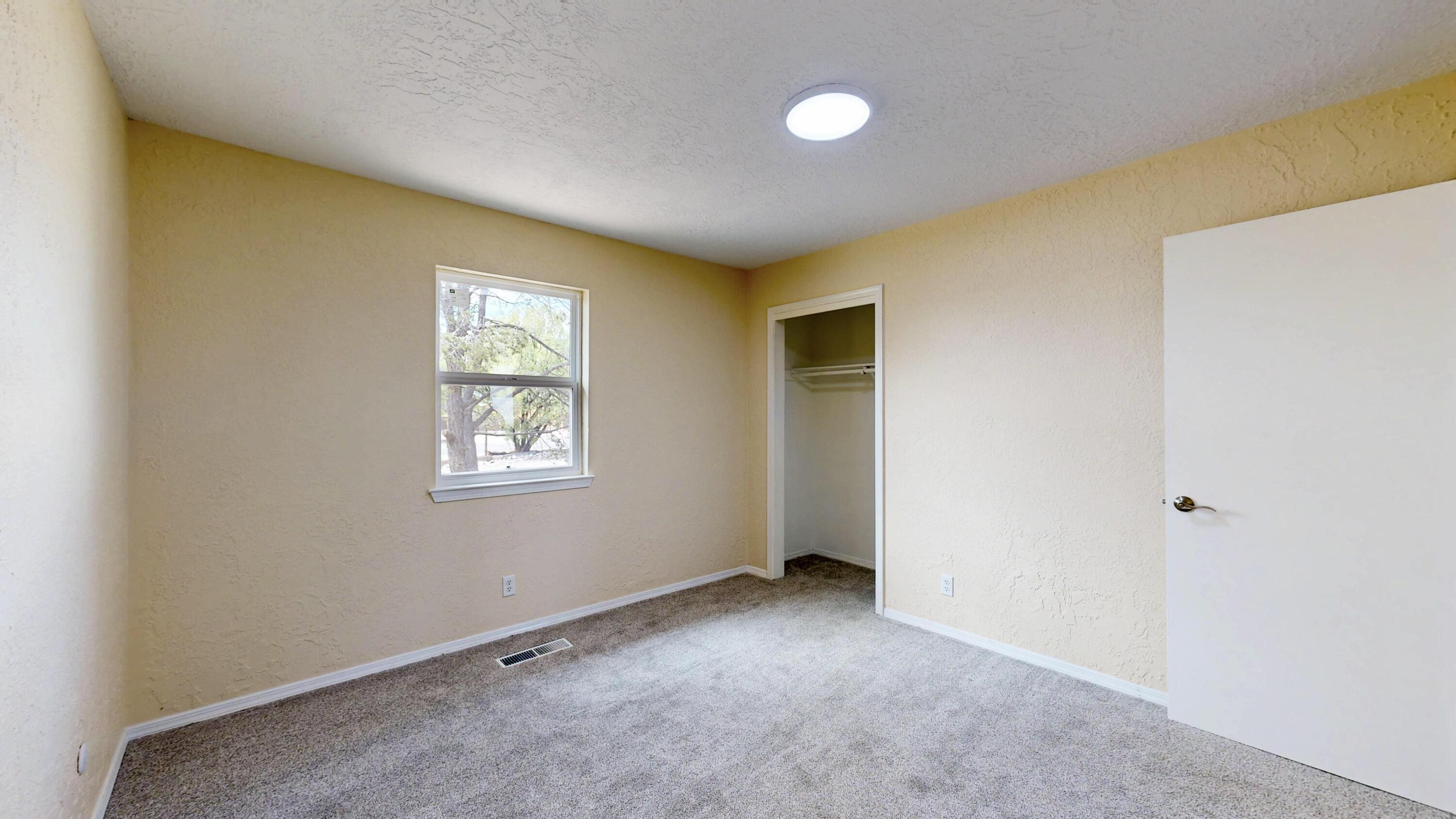 170 Tarpon Avenue Southeast Rio Rancho, NM 87124 - Photo 12 of 29 Gallery Image 12