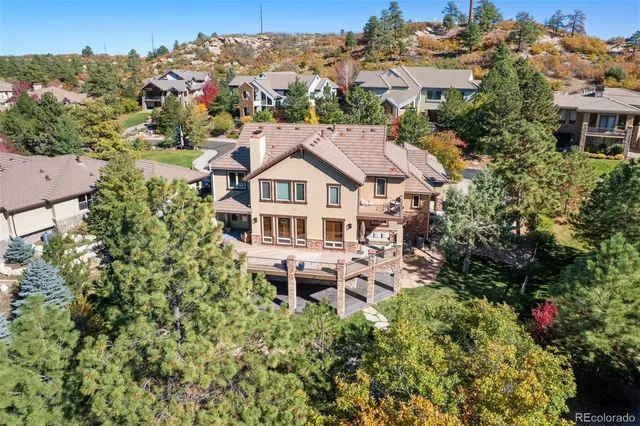 an aerial view of multiple house
