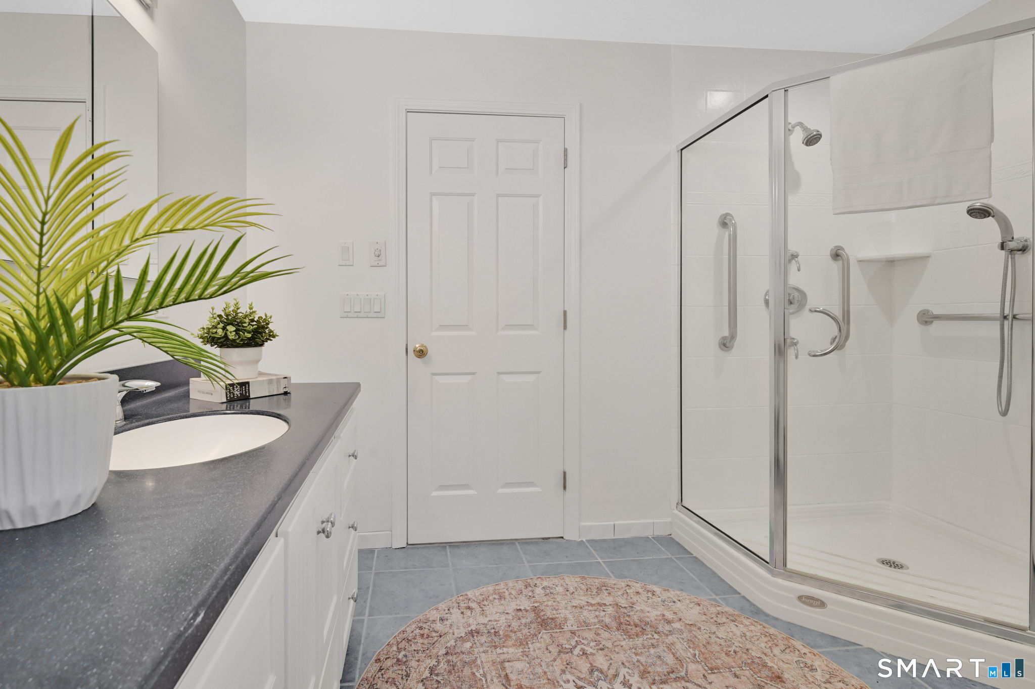 41 Sequin Road West Hartford, CT 06117 - Photo 25 of 40