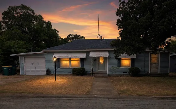 $174,900 | 2407 Oak Drive, Gatesville, TX 76528