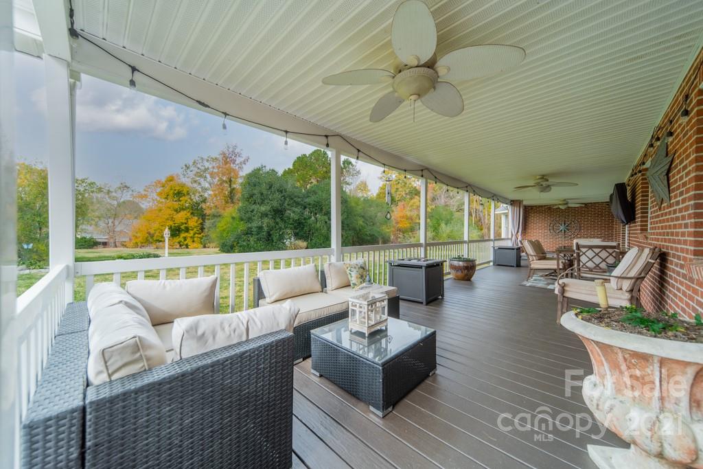 2855 St James Church Road Denver, NC 28037 - Photo 5 of 48 Gallery Image 5